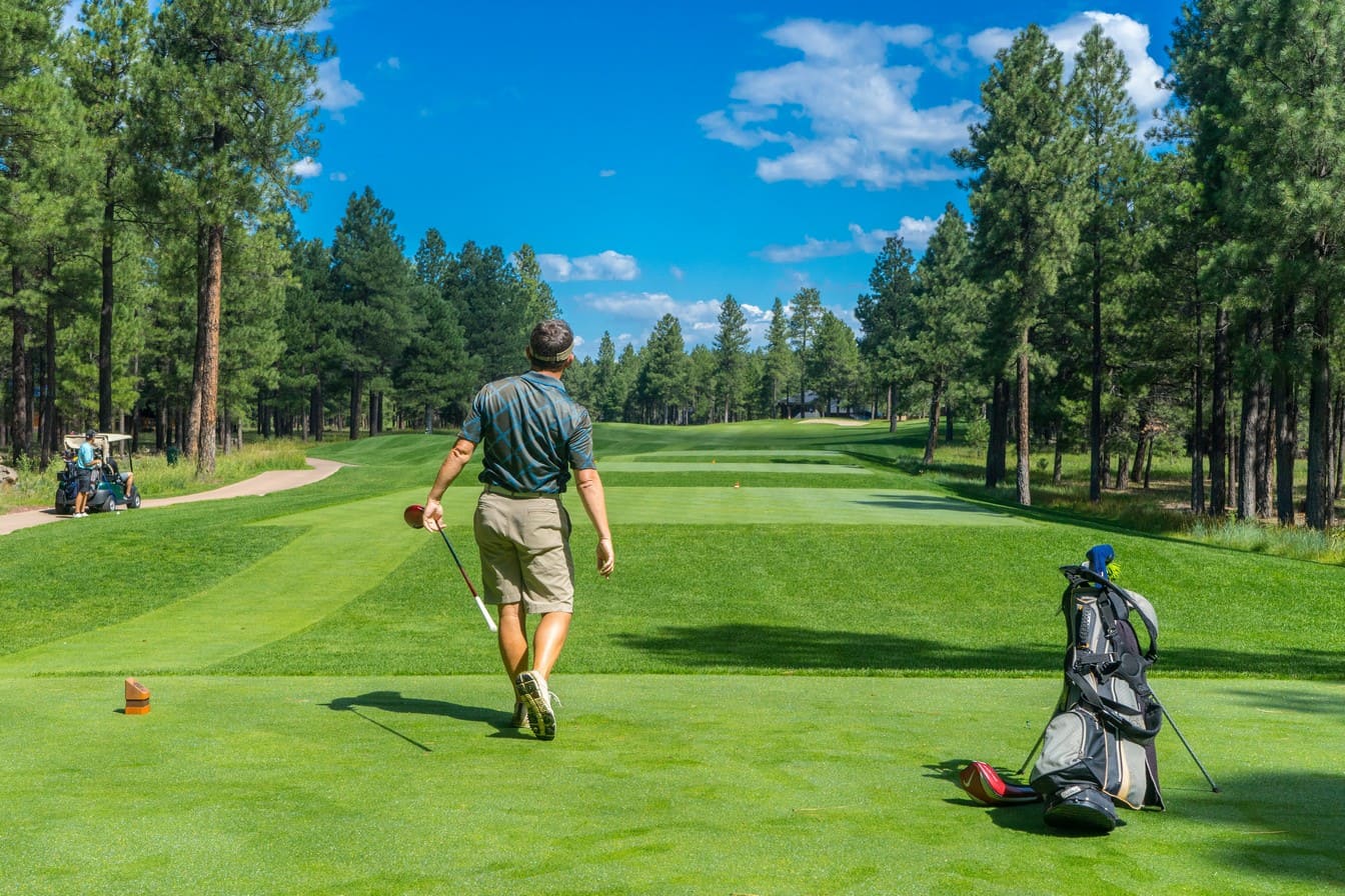 Ce par 3 monstrueux lance un défi redoutable aux gros frappeurs à l’US Open 2025