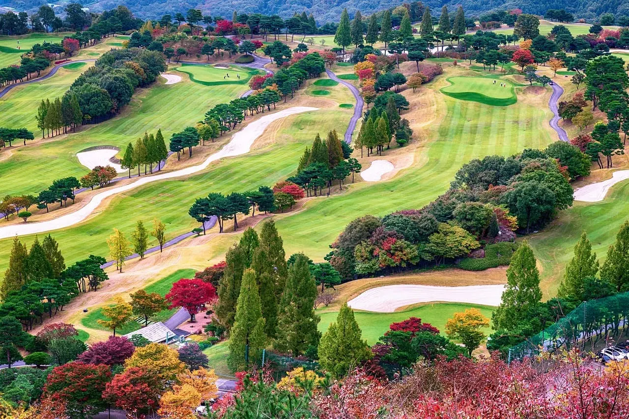Découvrez pourquoi 18 trous au golf sont devenus la norme et ce que ça signifie vraiment